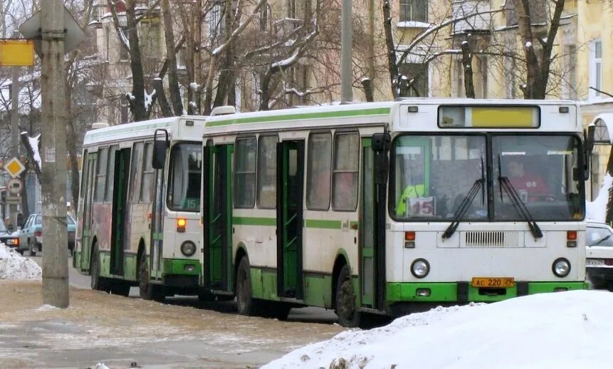 Общественный транспорт северодвинска. Автобусы Северодвинск. Автобусный парк ПАЗИКИ. Архангельск обновление автобусов. Новые автобусы в Северодвинске.