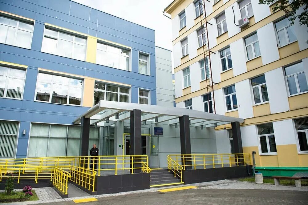 Гимназия 1514 москва. Школа 1514 москва новаторов 22 а. Крупская 12 москва школа. Школа 1514 крупской. Гимназия 1514 москва.