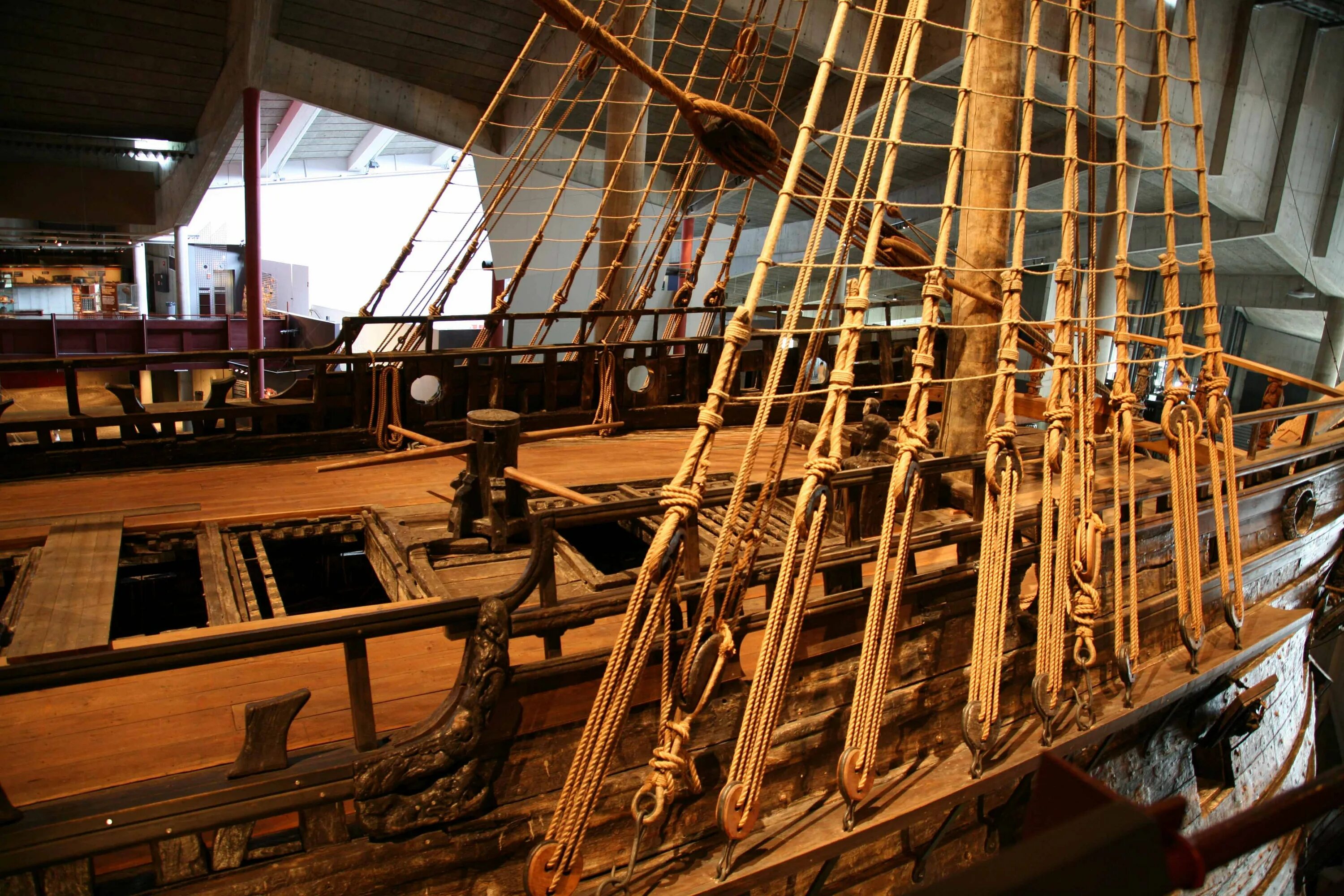 Корабль Галеон палуба. Галеон vasa. Корабль-музей «гото-Предестинация». Хельсинки корабль музей. Корма палубы
