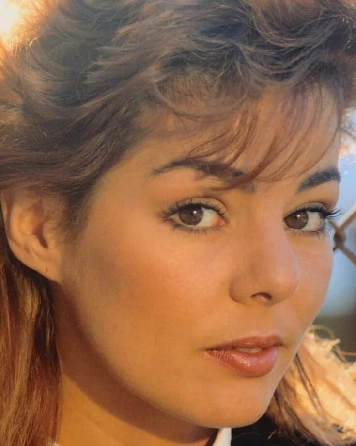 Sandra ann