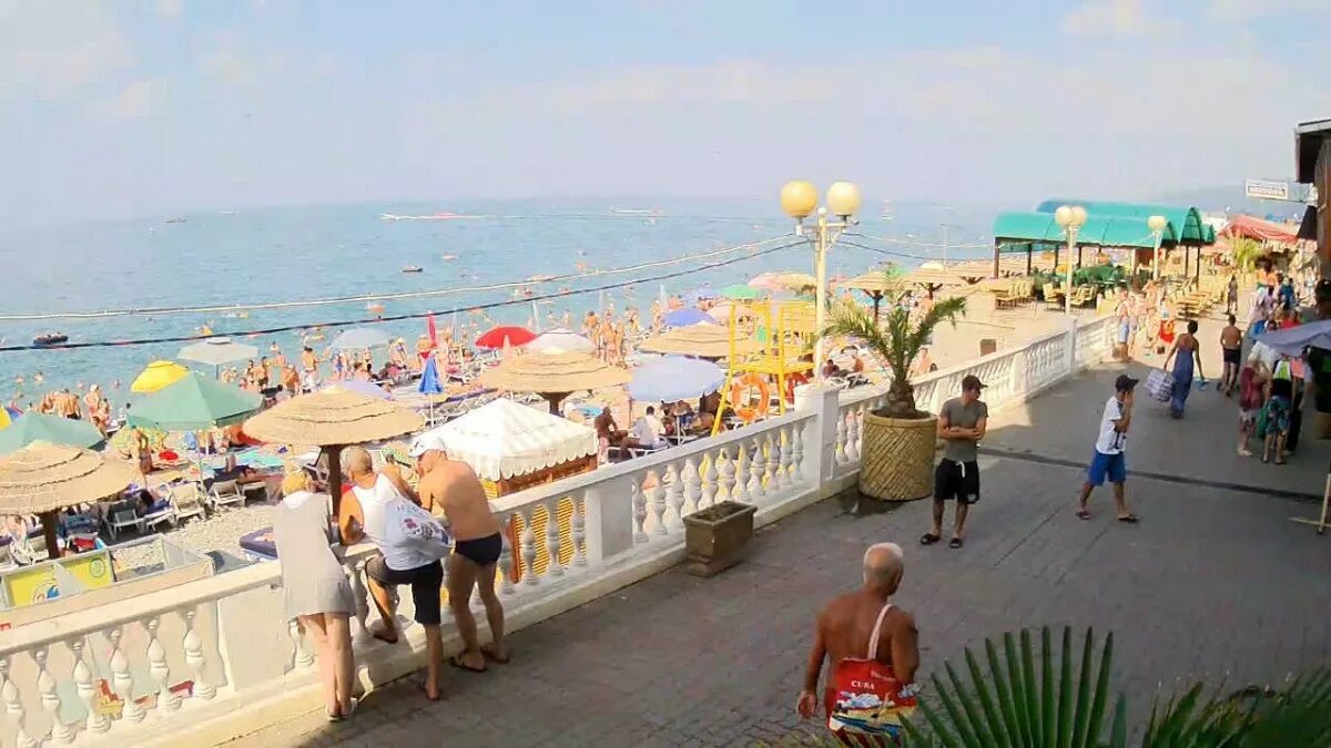 Веб камеры адлер пляж в реальном. Лоо центральная набережная. центральная набережная лазаревское. лазаревское центральный пляж. сочи лоо набережная.
