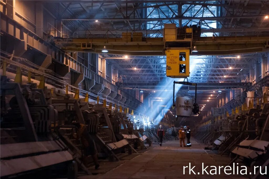 Надвоицы комбинат алюминиевый. Надвоицы алюминиевый завод. Надвоицкий алюминиевый завод. Анодчик в производстве алюминия. Надвоицы комбинат алюминиевый.