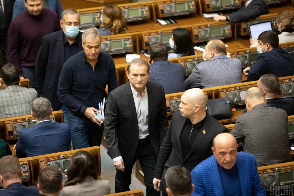 Виктор медведчук украина. Украинский депутат медведчук. Медведчук нашелся. Виктор медведчук 2021. Партия медведчука.