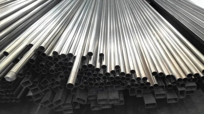 уголок нержавеющий aisi 304. труба круглая aisi 304 d50,8*1,5мм. полоса металлическая 40х4. труба нержавеющая 76х5. 0х 1500х 6000 ст20.