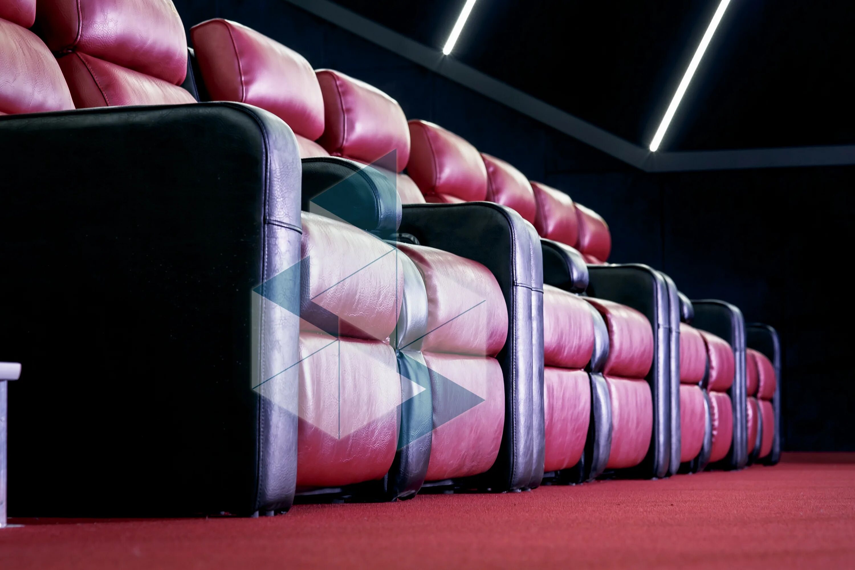 Парк хаус кинотеатр екатеринбург. Парк хаус кинотеатр зал 2. Vip зал синема 5 казань. Киноафиша самара парк хаус. Киномечта самара парк хаус.