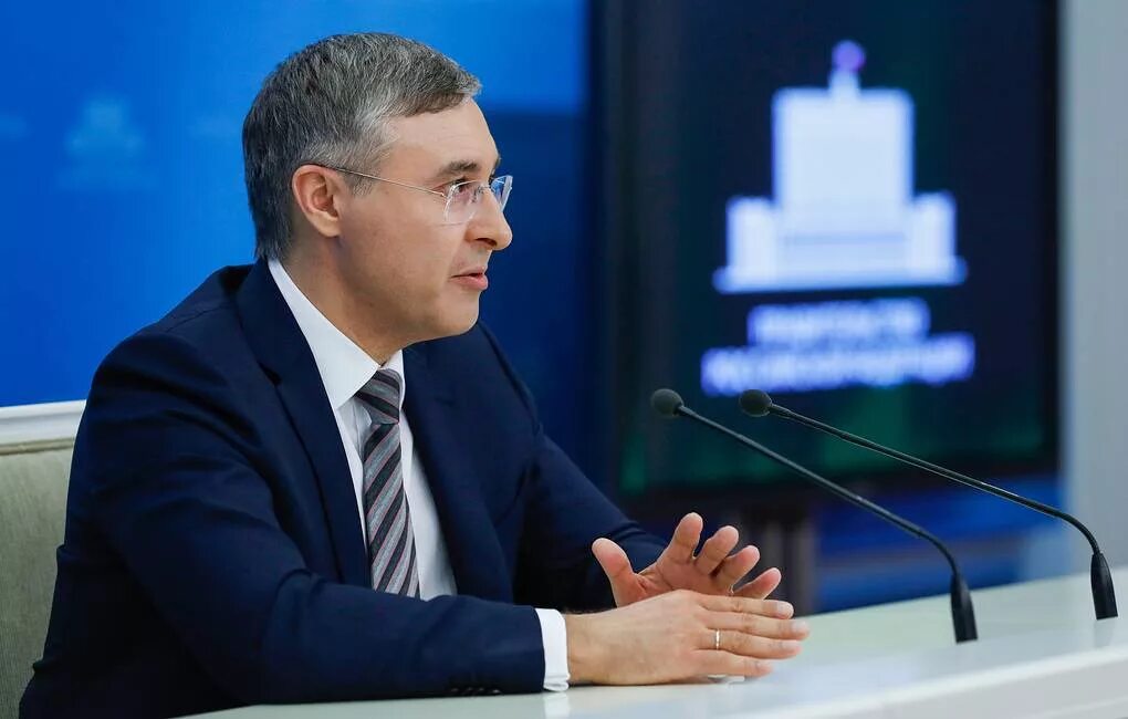 Министр н. Министр образования фальков. Фальков министр науки и образования. Валерий николаевич фальков министр науки и высшего образования. Фальков валерий николаевич тюмгу.