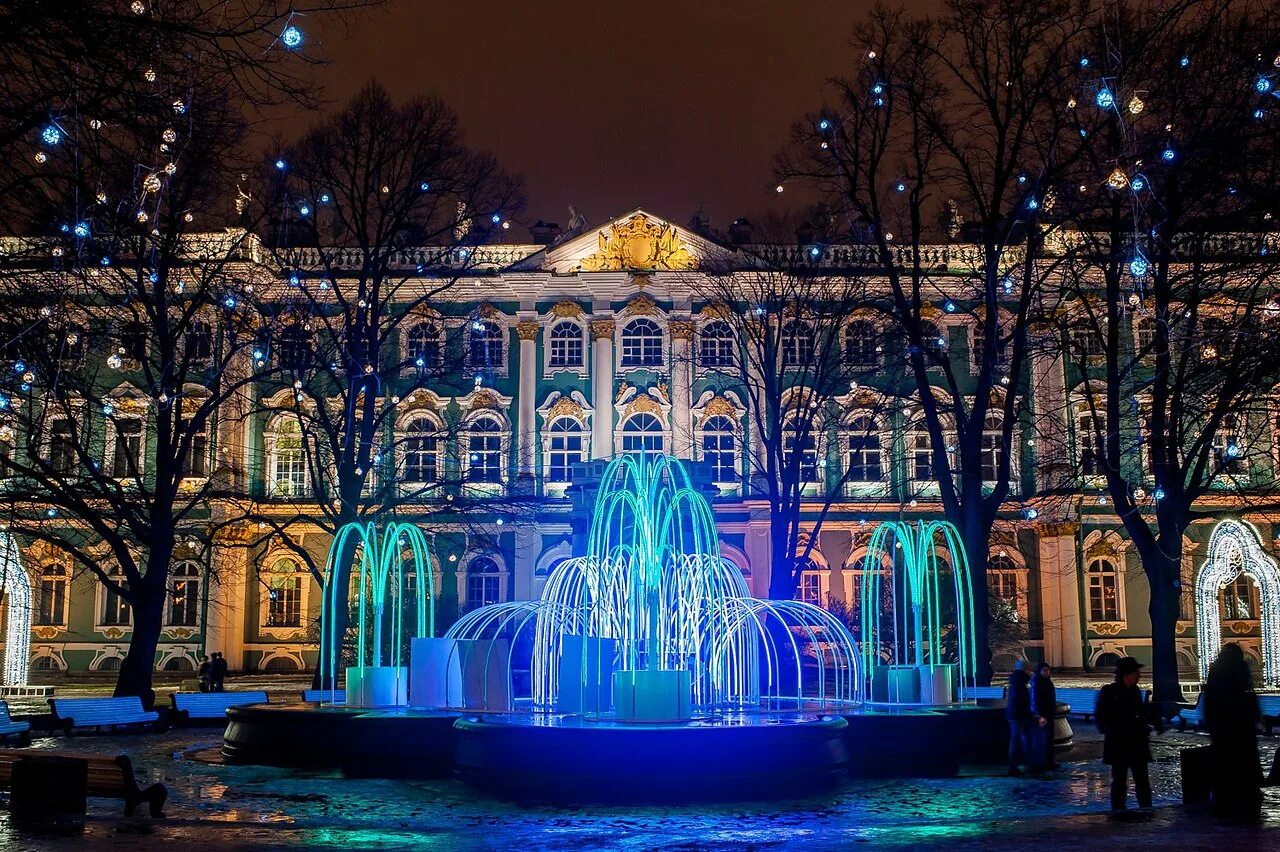 Прогулка по новогоднему питеру