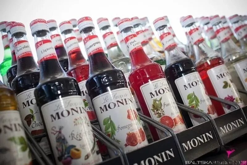 Сиропы для кофе. Сиропы для кофеен. Какие сиропы в кофейнях. Сиропы для кофейни. Какие сиропы в кофейнях.