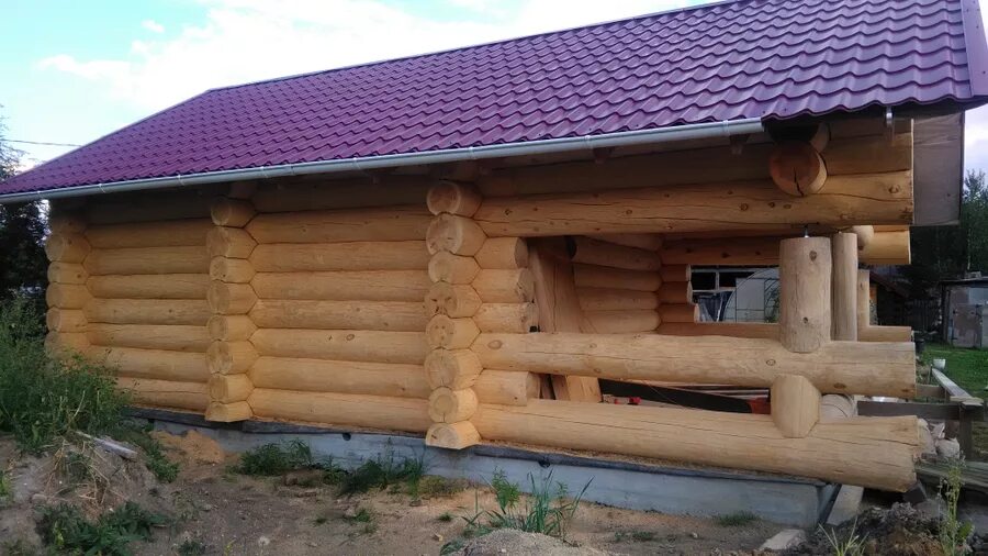 Срубы бань из бревна перми. Бревенчатая баня. срубы бань. сруб бани из бревна. баня из сруба под ключ.