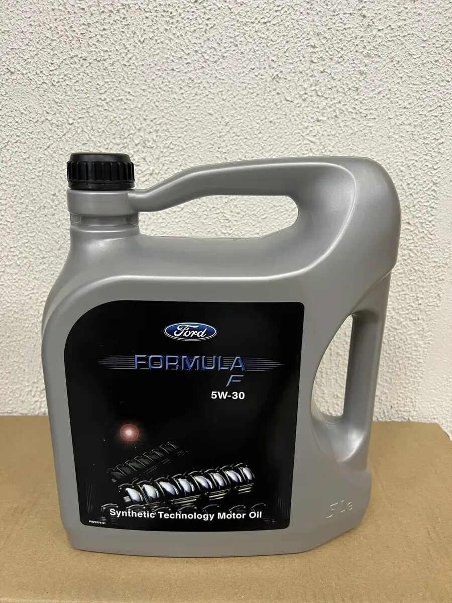 Полусинтетика в фокус. 8. 6 8. Мобил ультра 10w 40. Ford formula f 5w-30.