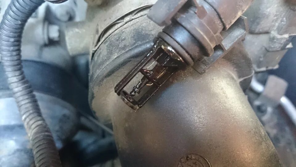 Датчик холостого хода мерседес w202 111 двигатель. Разъем дроссельной заслонки m52tu. Плавающие обороты мерседес. Плавающие обороты мерседес. Датчик температуры калина 8 клапанов.