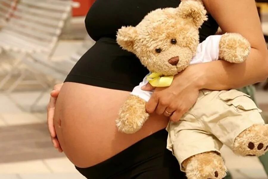 Шанс забеременеть девственнице. Ищу девушку для зачатия. Ищу девушку для зачатия. Женщины ищущие мужчину для зачатия ребенка. Девушка ищет парня для оплодотворения.