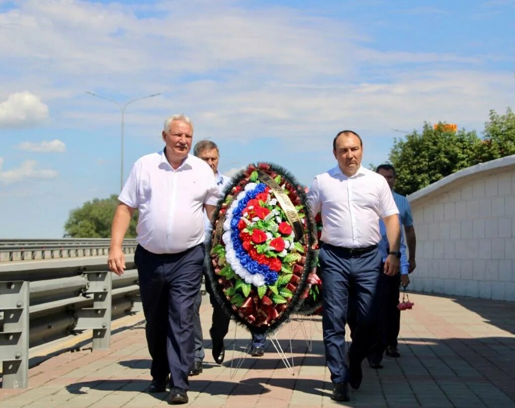 Поле казачьей славы (Кущевский район). Кущёвская станица поле казачьей славы. Подвиг Казаков в Кущевской. Кущевский рубеж.