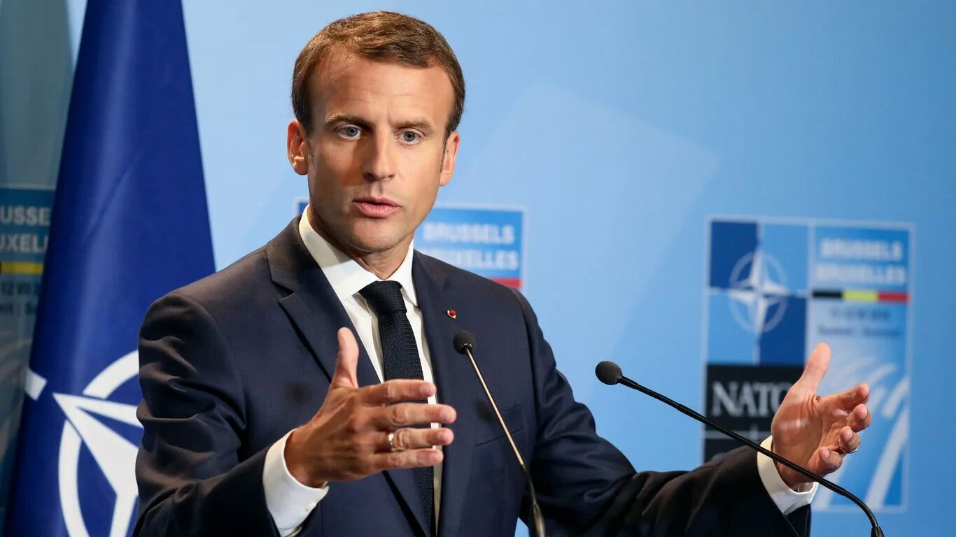 Макрон заявил о вводе нато. Макрон НАТО. Франция и НАТО. Представитель Франции в НАТО. Фото президента Франции.
