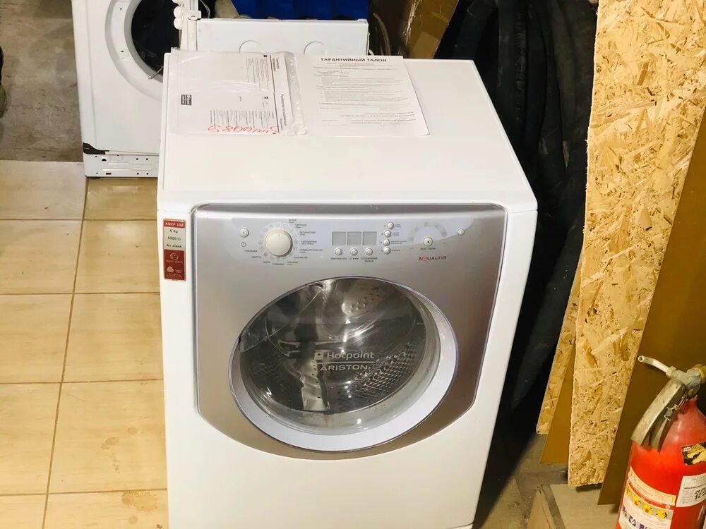 Hotpoint ariston 109. Стиральная машина Hotpoint-Ariston AQXF 109. Hotpoint Ariston Aqualtis 6 кг. Стиральная машина Хотпоинт Аристон 6 -7 кг. Стиральная машина Hotpoint Ariston Aqualtis 7кг.