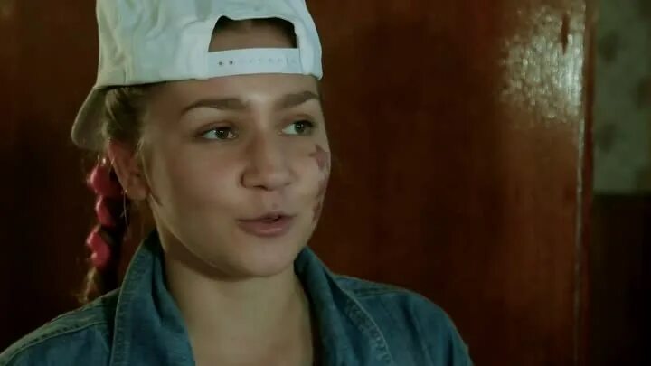 Комедия остров исправления. Актриса фильма остров исправления. Фильм остров исправления актёры. Остров исправления фильм 2017. Остров исправления 2017.