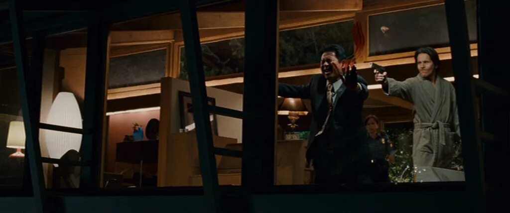 Стихи для курящих. Ананасовый экспресс сижу курю фильм 2008 смотреть онлайн hd 720. Курящий парень. Эмбер хёрд ананасовый экспресс. Парень курит в одиночестве.