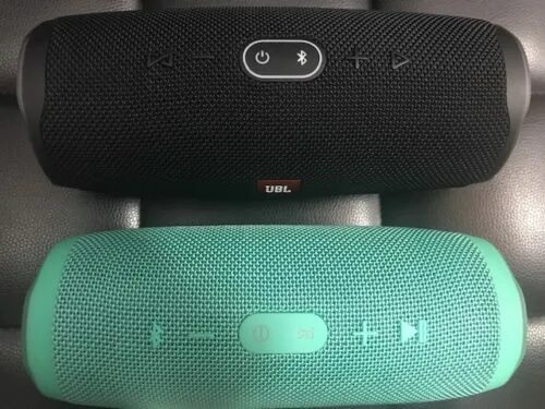 JBL charge 4 vs 3. Чардж 3 JBL. JBL charge 3 vs charge 4. JBL charge 3 charge 4. Телефон не видит jbl