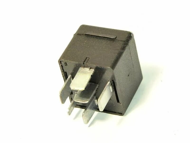 Где реле дворников 2114. Реле паузы 723. Реле стеклоочистителя 2114. Реле дворников ваз 2115. Реле дворников 2114.