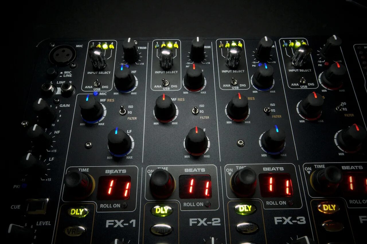 Xone чит кс го. Xone чит. Микшер огонь dj. Xone кряк. Xone чит кс го.
