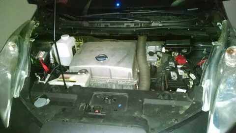 Nissan leaf отопитель