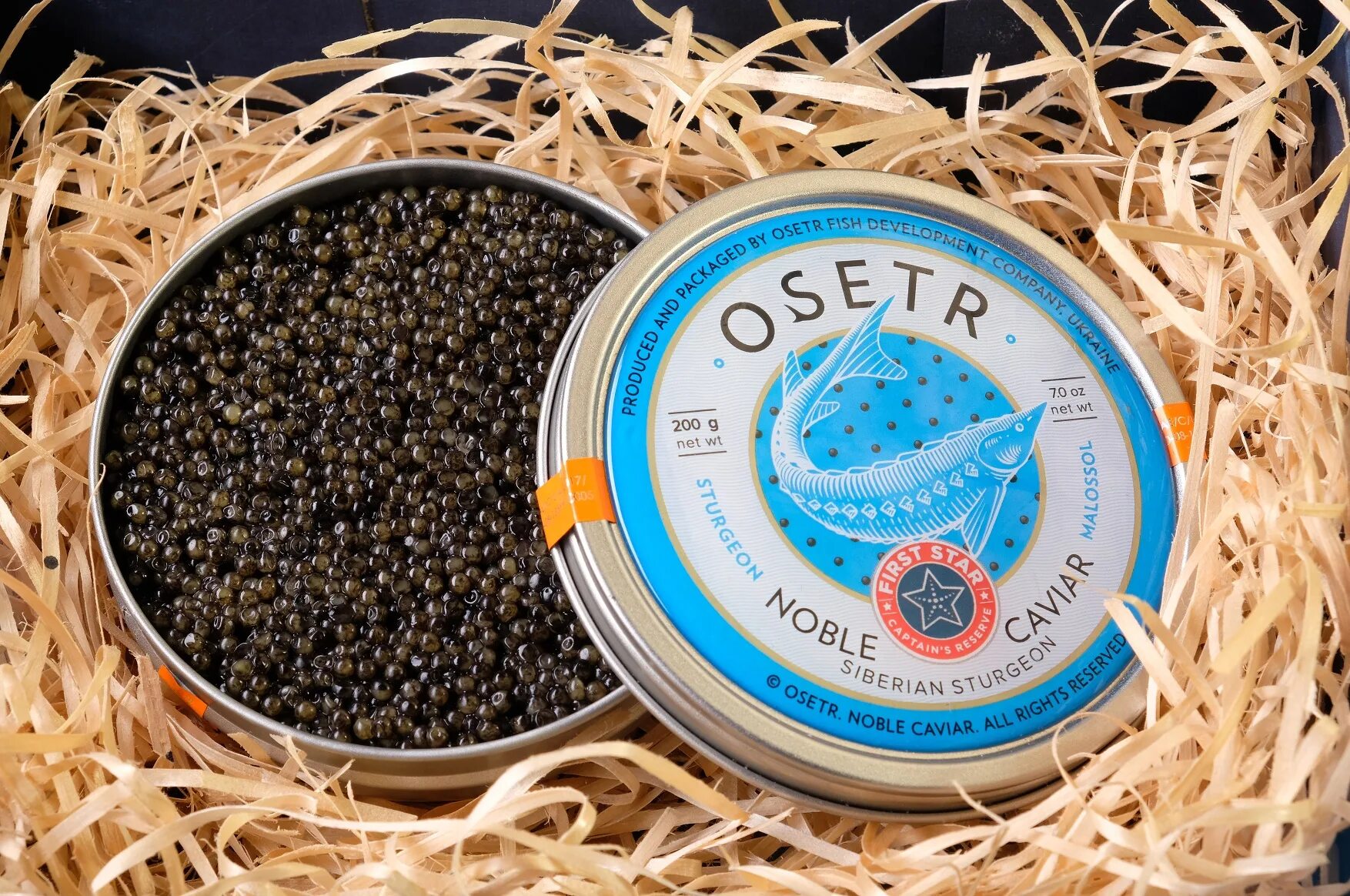 Цена черной икры в россии. Икра Caviar Premium. Астрахань Кавиар икра черная. Черная икра осетра. Икра черная осетровая.