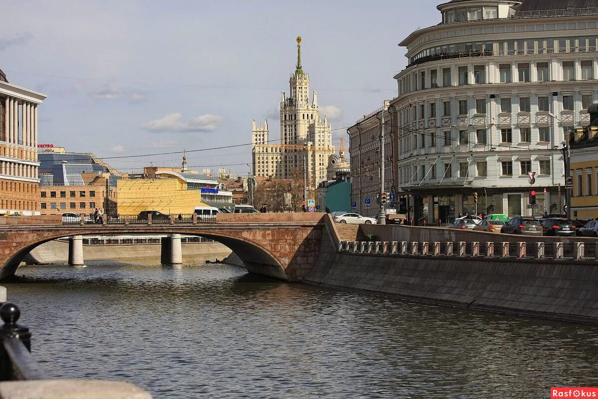 Малый Москворецкий мост. Большой Москворецкий мост в Москве. Водоотводный канал в Москве малый Москворецкий мост. Щусев Москворецкий мост. Малый каменный мост