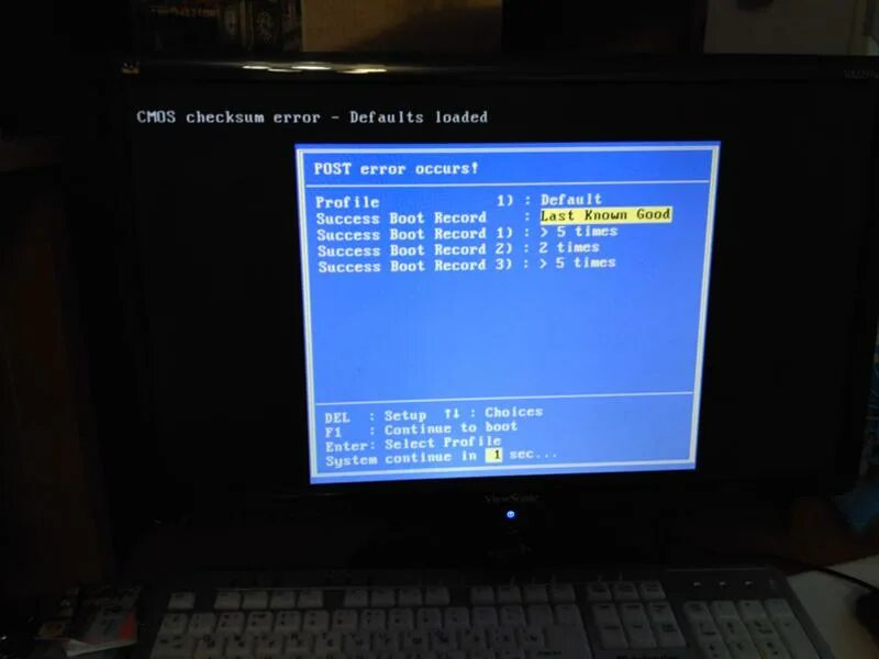 Cd4050bm дисплей. CMOS checksum Error defaults loaded. Ошибки Post. Экран долго включается