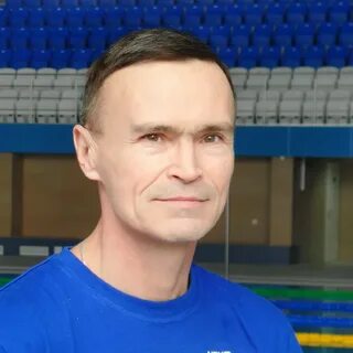 Сколько получает тренер по плаванию