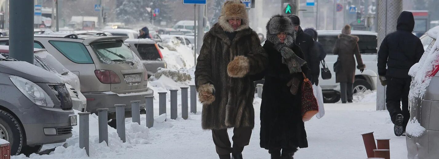 Потепление зимой. Как одеваться в Новосибирске зимой. Сильный Мороз на улице. Новосибирск Морозы 50 градусов. Сильные морозы в новосибирске