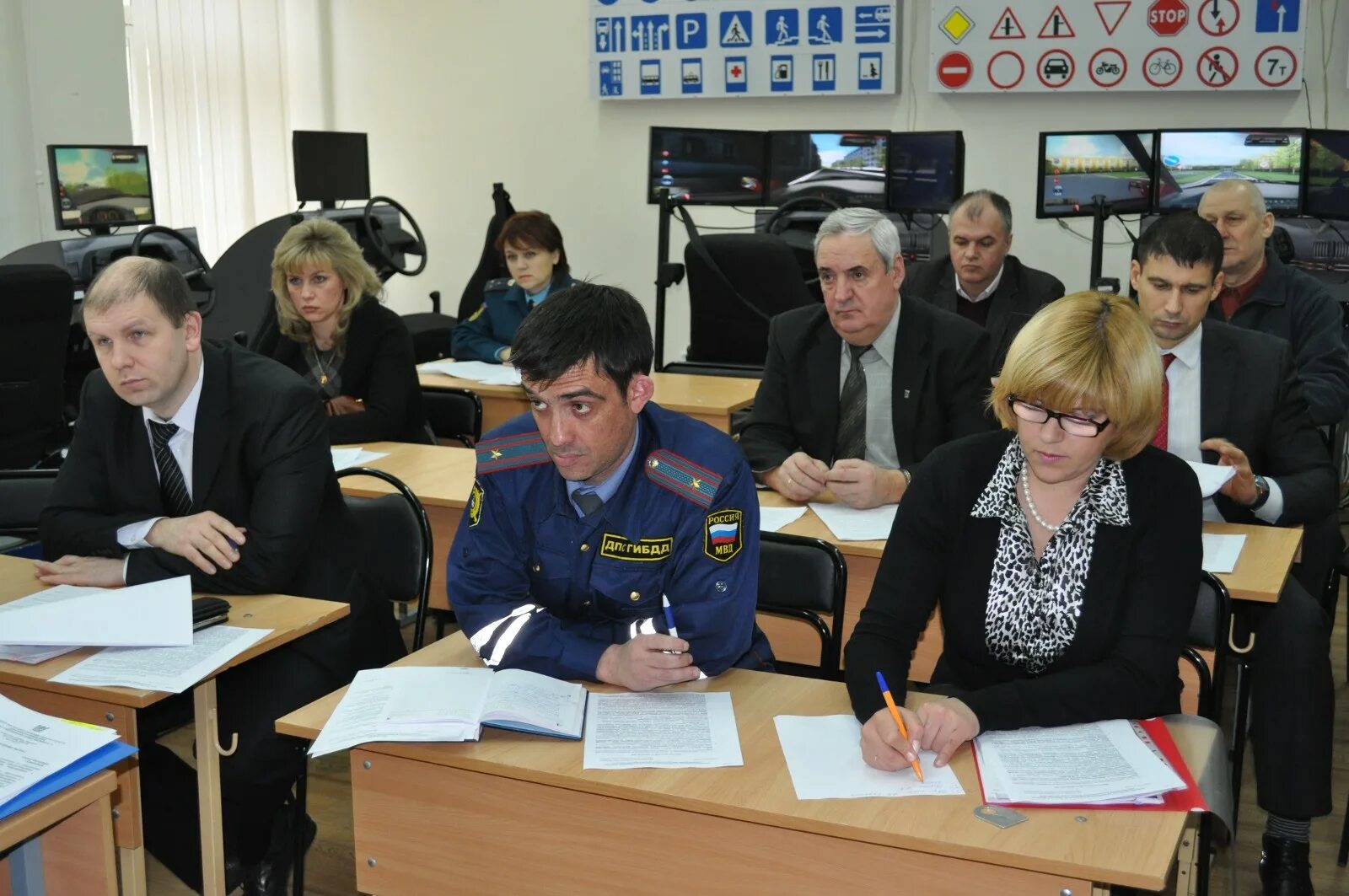 Начальник безопасности движения. Начальник ГИБДД Кронштадтского района. ГИБДД Кронштадт.