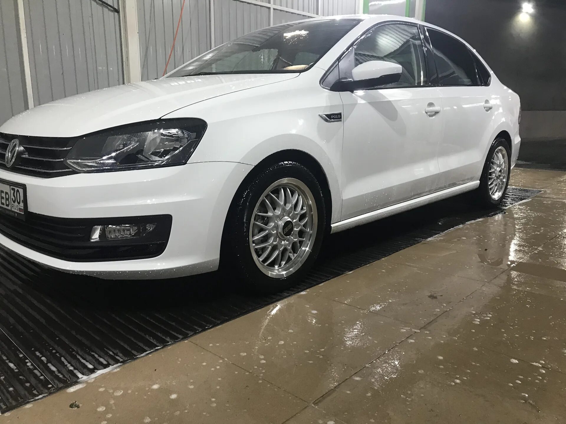 Polo gt 1. 4 tsi. 4 турбо. 4. 4 tsi фары.