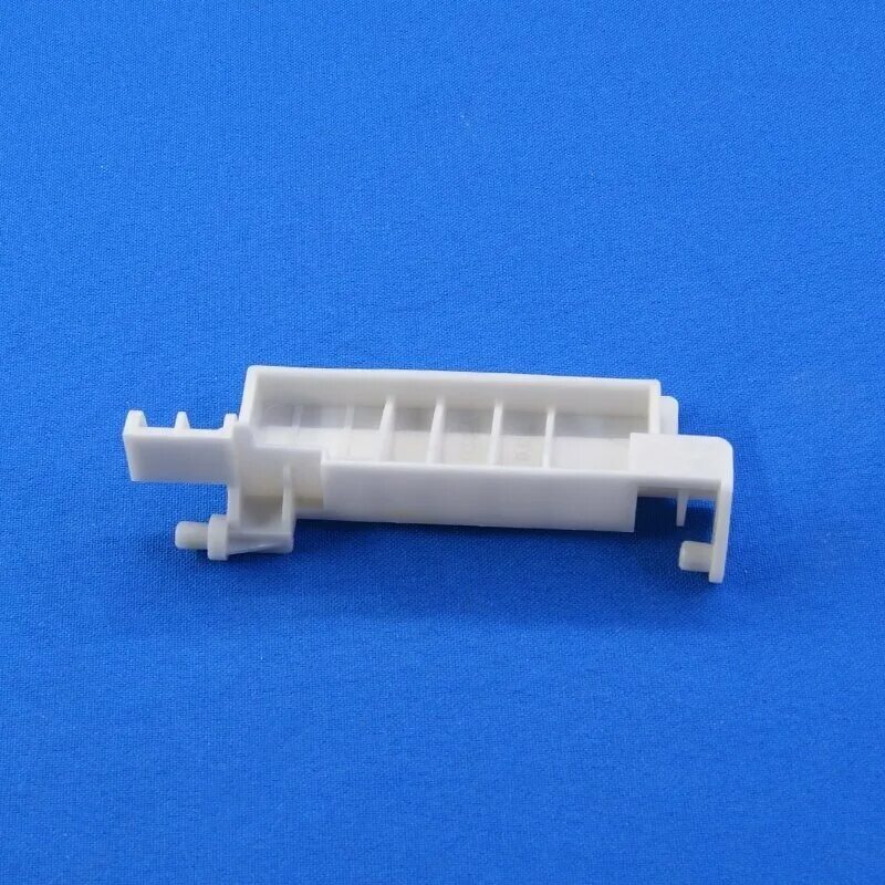 De66-90013a. Кнопка открывания микроволновки. Рычаг открывания дверцы микроволновки самсунг. Рычаг двери свч для samsung de66-00226a. Свч de66-00226a mcw940sa.