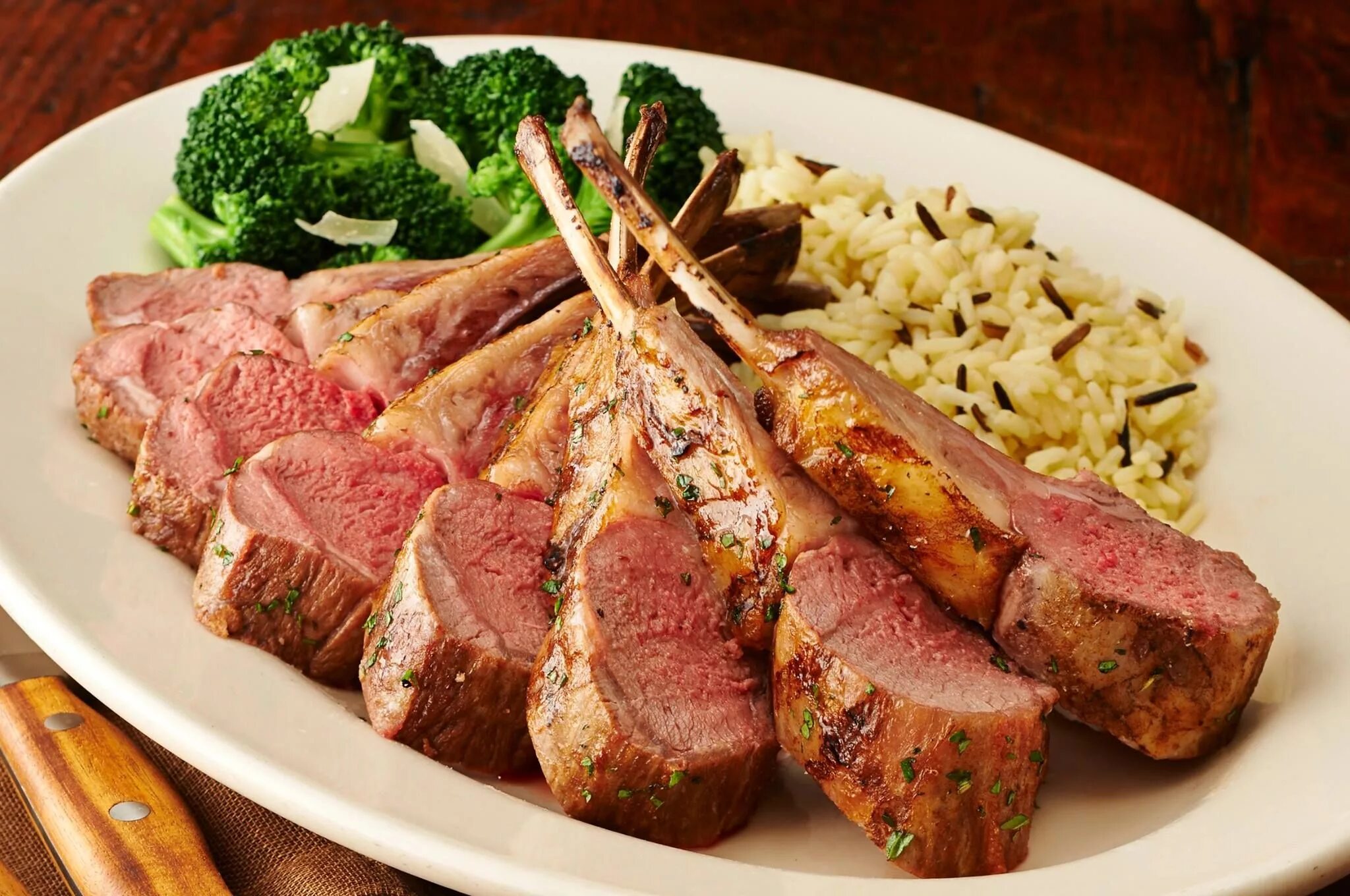 Черному стейку ангуса. Стейк «рибай ангус». Абердин ангус мясо. Стейк ангус. Стейк с чесноком.