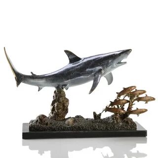 Фигурки акул