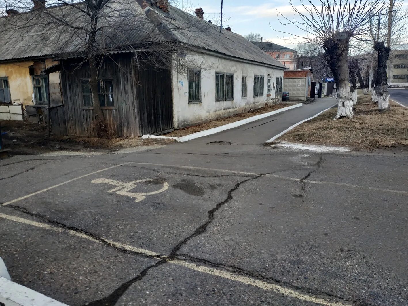 Уссурийск ул ленина. Советская 19 Уссурийск. Улица Советская Уссурийск. Советская 148 Уссурийск. Ленинградская 19 Уссурийск.