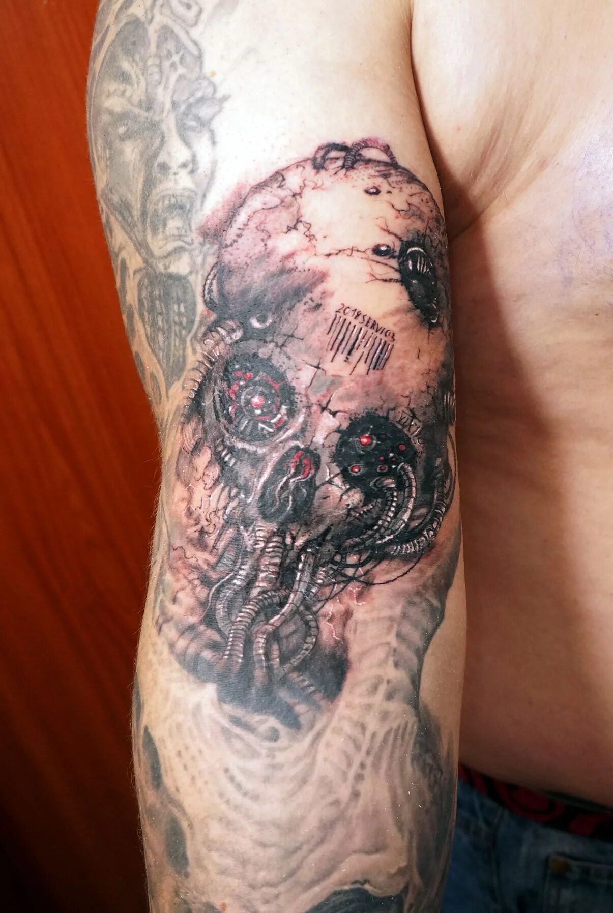 Тату warhammer 40k. Тату warhammer 40k. Warhammer 40k tattoo. Адептус механикус тату. Тату вархаммер.