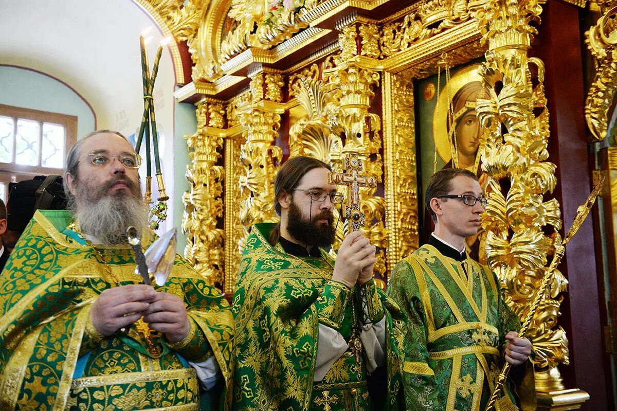 храм живоначальной троицы уминский