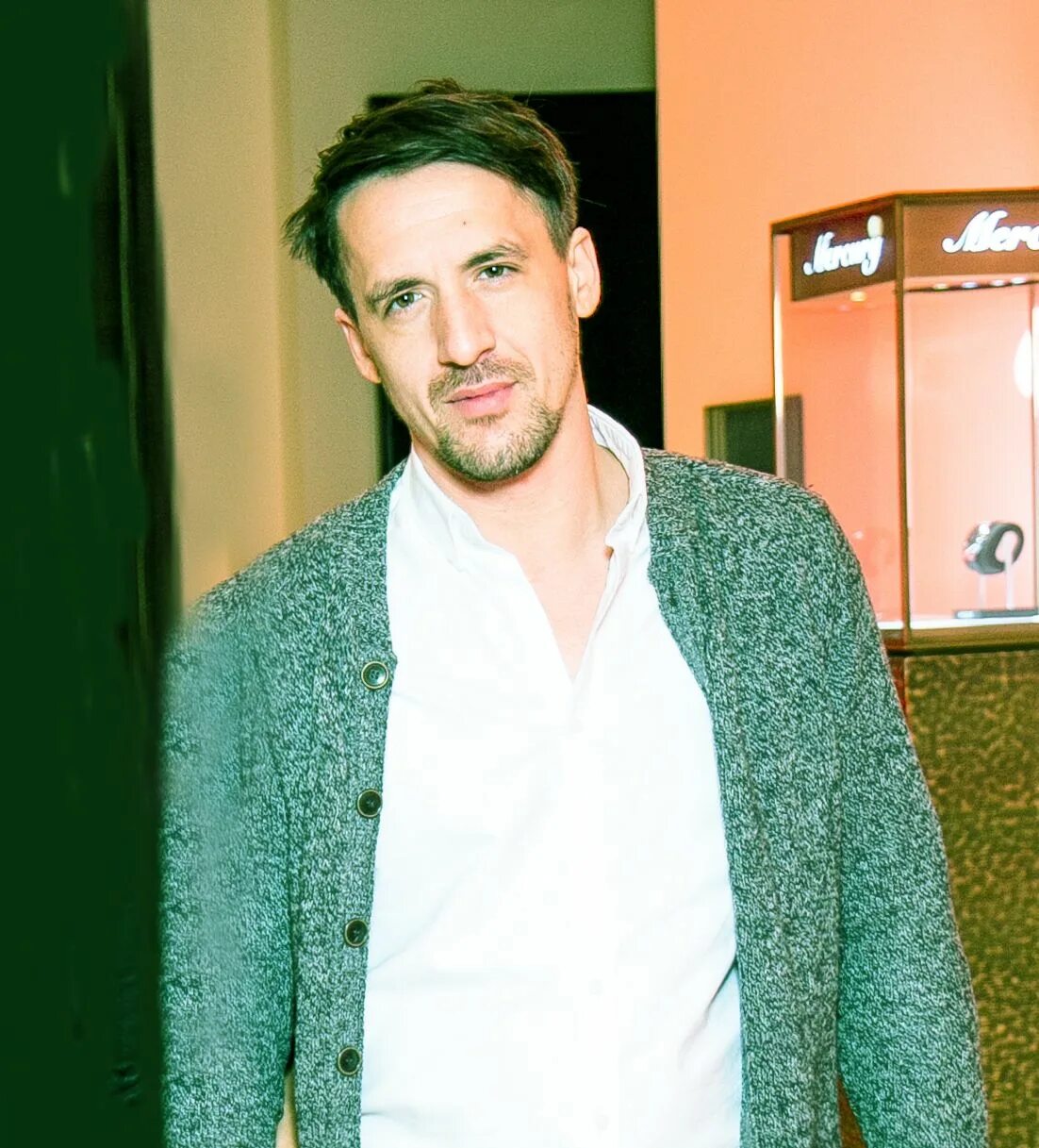 Где находится актер смольянинов. Актёр артур смольянинов. Артур смольянинов 2023. Где находится актер смольянинов. Артур смольянинов сейчас.