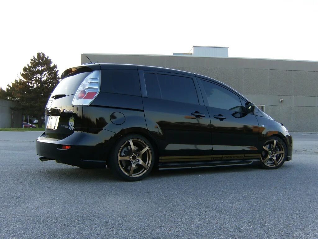 Mazda 5 тюнинг. Mazda 5 premacy tuning. mazda premacy 5 чёрный. мазда премаси 2001 на 17 дисках. диски на мазду премаси.