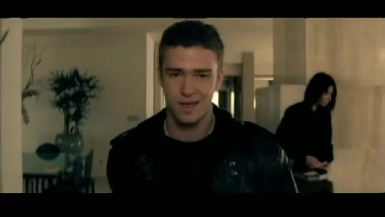 Тимберлейк cry me a river. Тимберлейк край ми а ривер. Край ми э ривер. Край ми э ривер. Justin timberlake cry me a river обложка.