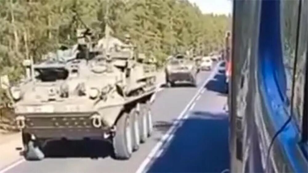 Польша войска на границе. Войска белоруссии на границе с украиной. Эшелон с военной техникой. Концентрация войск на границе с белоруссией. Военно техническая сфера.