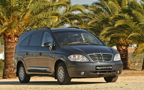Ssangyong rodius