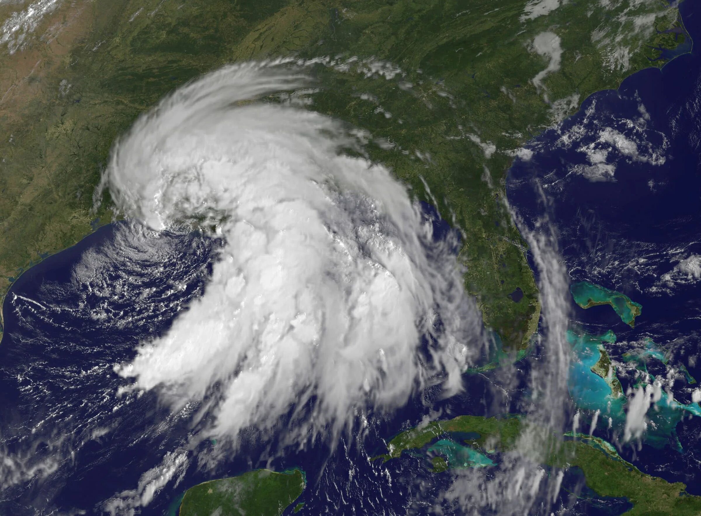 Есть ли шторм. Ураган ли. Ураган Екатерина. Hurricane Gulf. Фото шторм на земле.