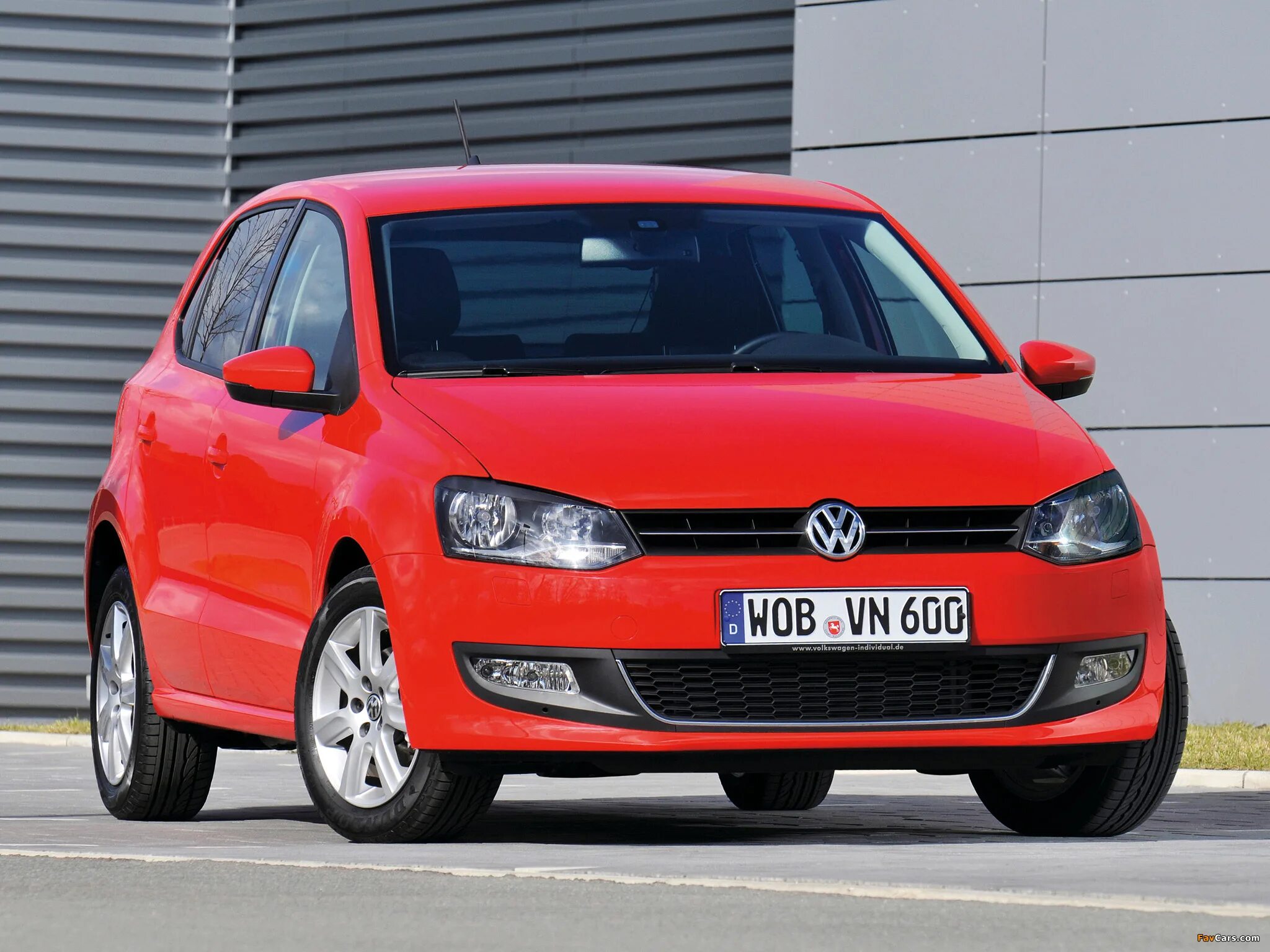 Сборка фольксваген поло. Volkswagen Polo 1.2 дизель. Volkswagen Polo хэтчбек 2010 немецкая. WV Polo 5. Фольксваген поло тотал.