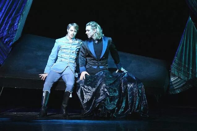 Элизабет мюзикл 2005. Мюзикл элизабет уве крёгер. Трилогия tod. Мюзикл элизабет. Тодд мюзикл элизабет.