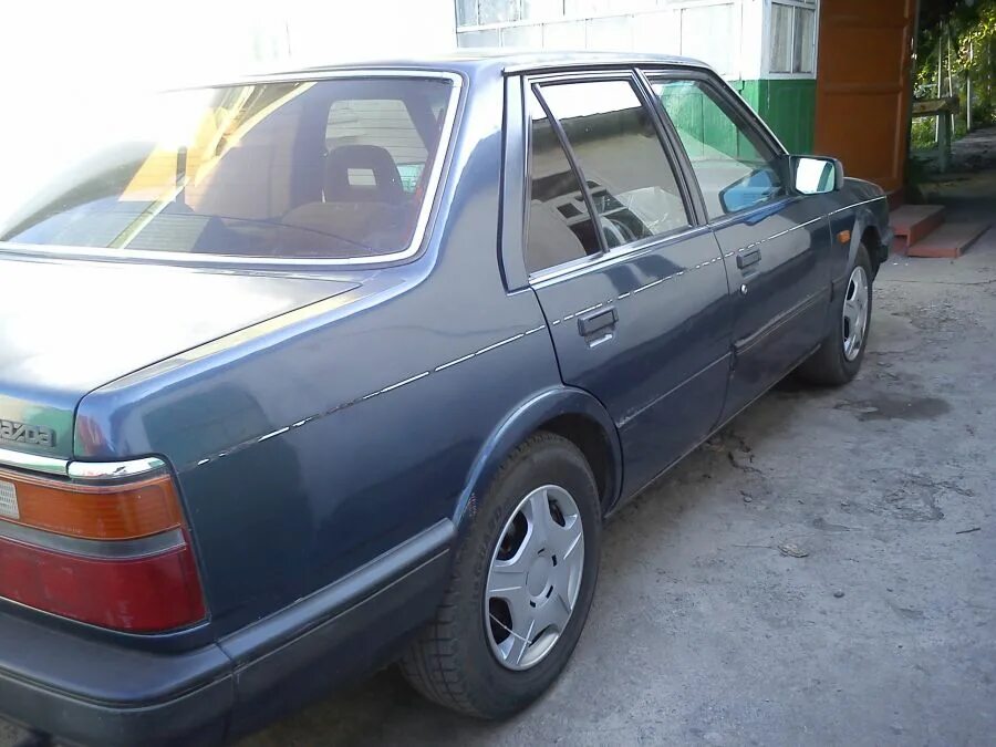 Mazda 626 1986. Мазда 626 1986 года. Двери Мазда 626 1986. Mazda 626 1986 стенс. Мазда 1986