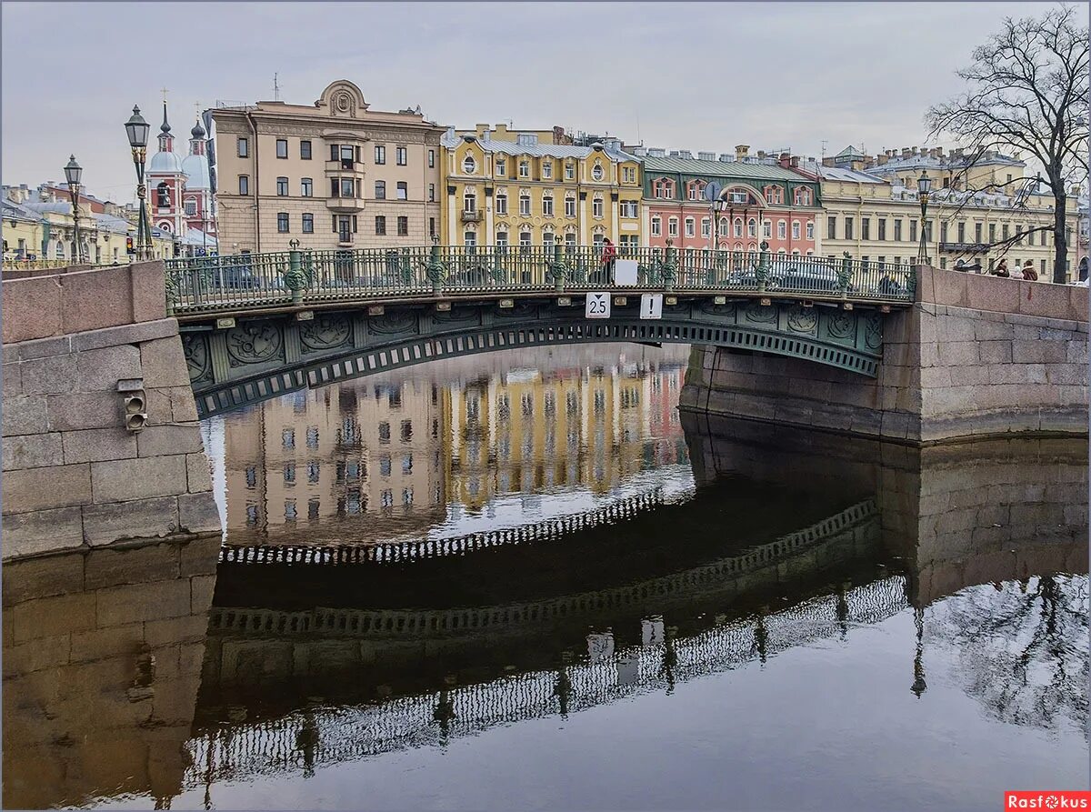 1 инженерный мост в санкт-петербурге. 1 инженерный мост. 1 инженерный мост. 1 инженерный мост. Пантелеймоновский мост михайловский замок.