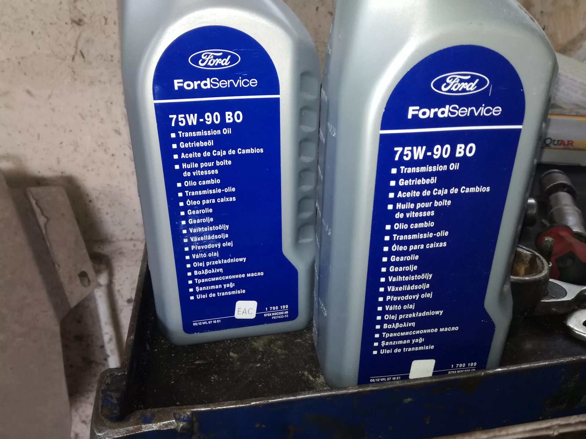 2007 Ford Focus 1.8 масло в КПП. Масло в коробку механика Форд фокус 1.8. Масло в КПП Форд фокус 1 1.8 механика. Масло в КПП Форд фокус 2 1.6 механика. Форд фокус 2 1.8 бензин масло