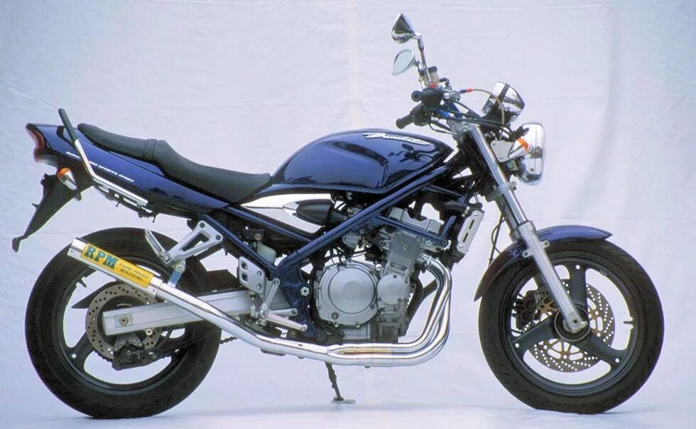 Suzuki bandit 250-2. Сузуки бандит 250. Мотоцикл suzuki bandit 250. Сузуки gsf 250. Suzuki bandit 250v.